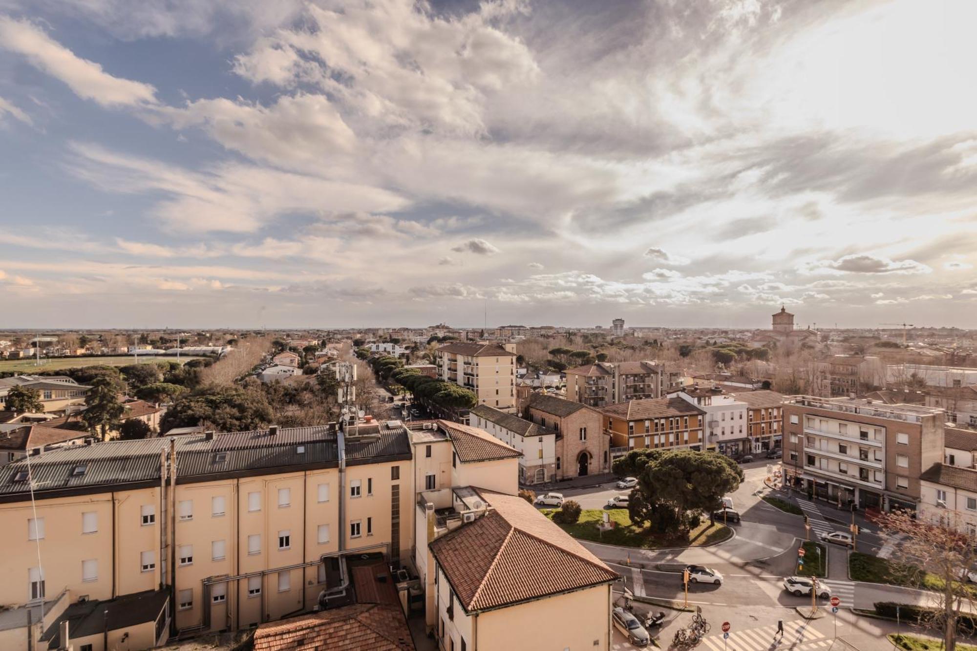 Ravenna Sky View Apartment Екстериор снимка